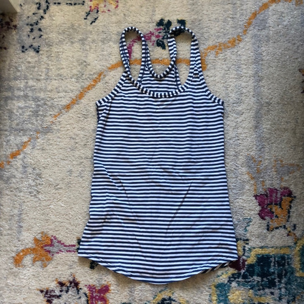 lululemon size 2 tank